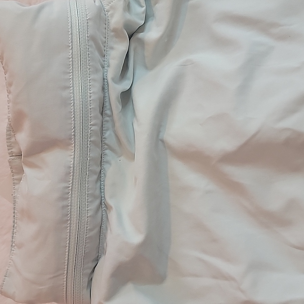 NWT Athleta Mint Green Everywhere Windbreaker Jacket w/ Hidden Hood. Small - Picture 9 of 12